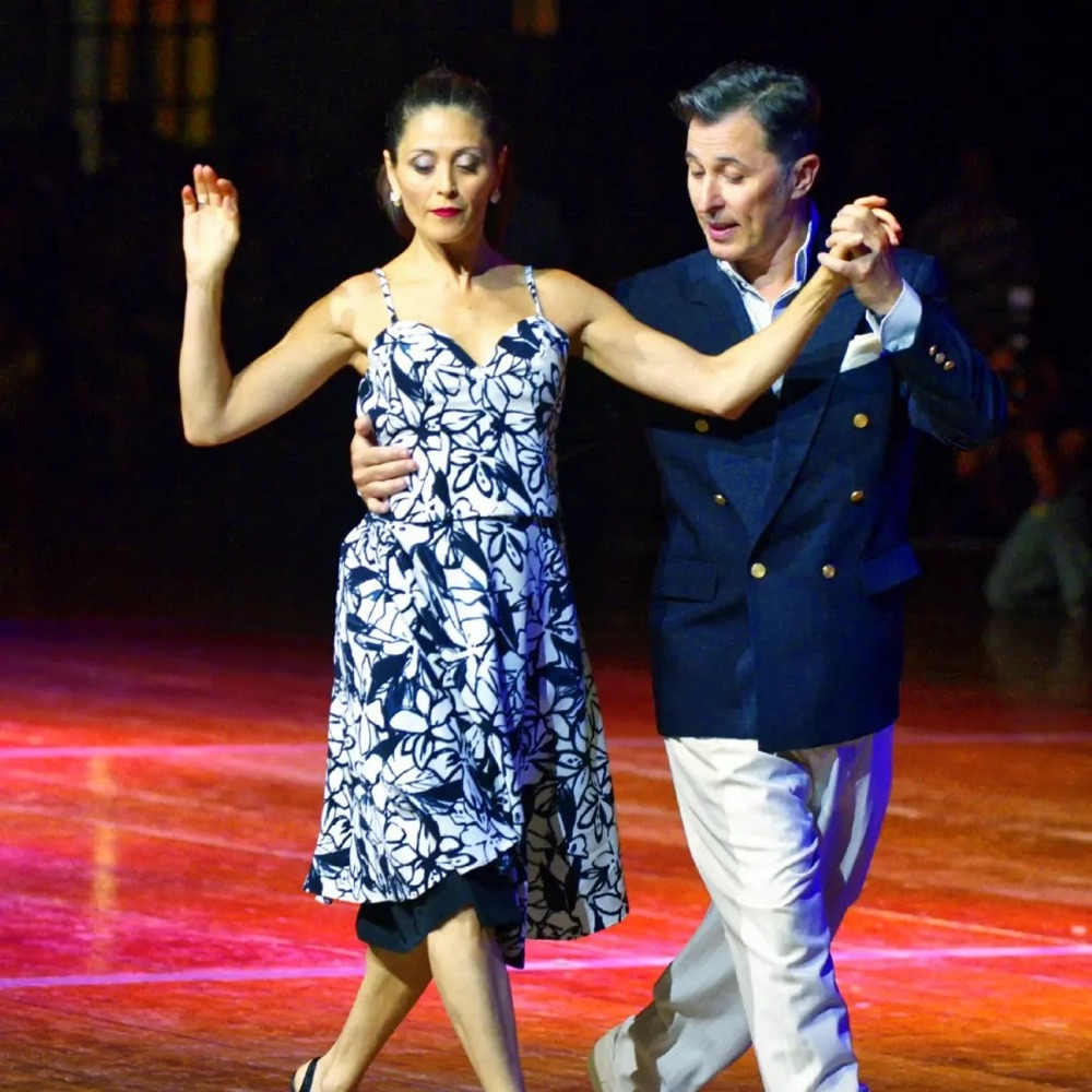 Leo Calvelli et Eugenia Usandivaras